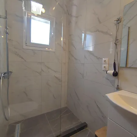 Apartament Villabouka2 Astrakeri