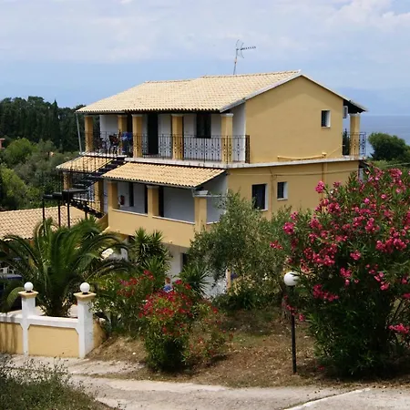 Villabouka2 דירה Astrakeri